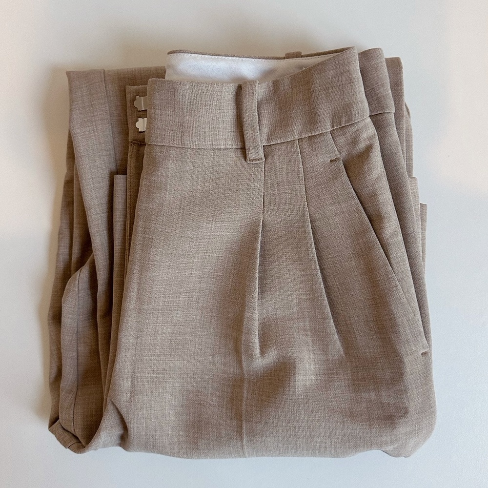 Aritzia Wilfred The Effortless Pant